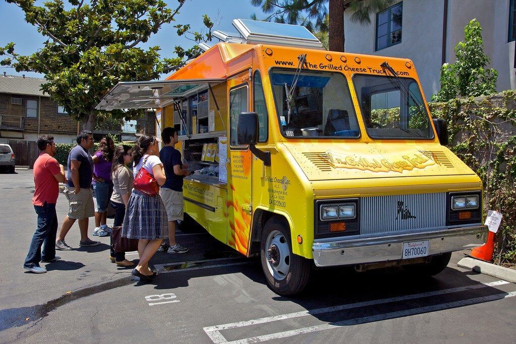 Food trucks social media engagement